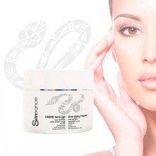 creme noturno de serpente, apenas 35.90 EUR.