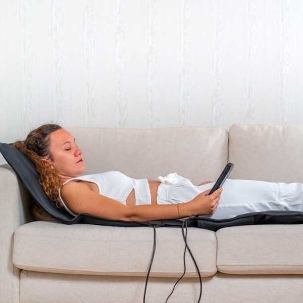 TAPETE - TAPETE DE MASSAGEM COM FUNÇÃO DE CALOR, apenas 79.90 EUR TAPETE - TAPETE DE MASSAGEM COM FUNÇÃO DE CALOR, apenas 79.90 EUR